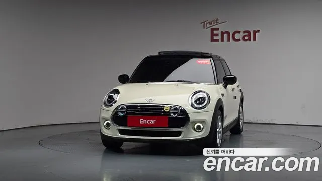 2021 Mini Cooper 5Door HIGH Sold VIN WMWXV7101M2N94306 – photo 14