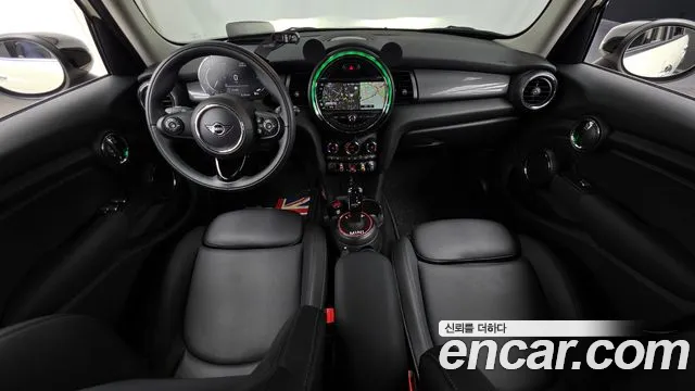 2021 Mini Cooper 5Door HIGH Sold VIN WMWXV7101M2N94516 – photo 13