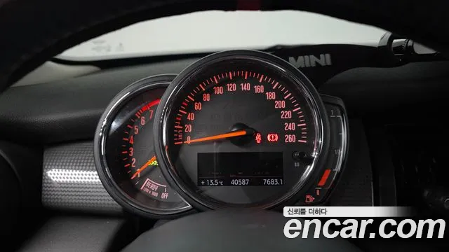 2020 Mini Cooper 5Door Standard Sold VIN WMWXV7102L2M58071 – odometer reading
