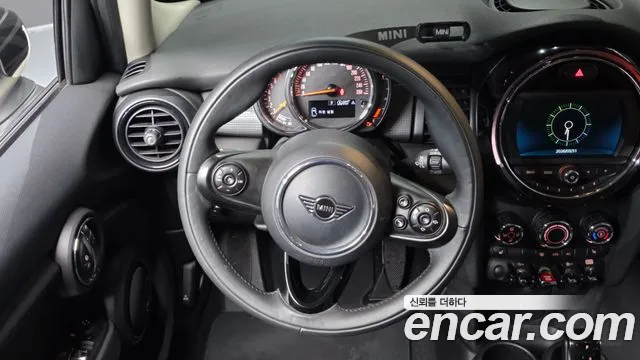 2020 Mini Cooper 5Door Standard Sold VIN WMWXV7104L2L83440 – interior seats