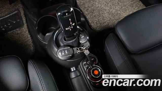 2021 Mini Cooper 5Door HIGH Sold VIN WMWXV7106M2N60409 – photo 29 2021 Mini Cooper 5Door HIGH Sold VIN WMWXV7106M2N60409 – photo 29