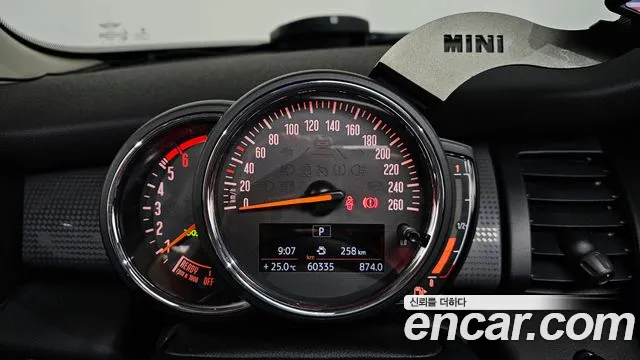 2018 Mini Cooper D Standard Sold VIN WMWXY3101JTE27095 – photo 23