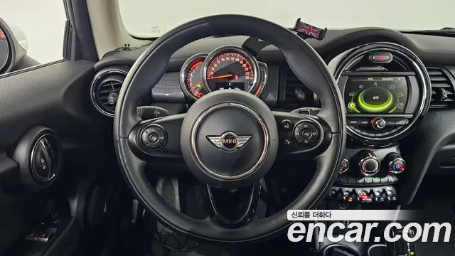 2018 Mini Cooper D Standard Sold VIN WMWXY3101JTE27095 – photo 25