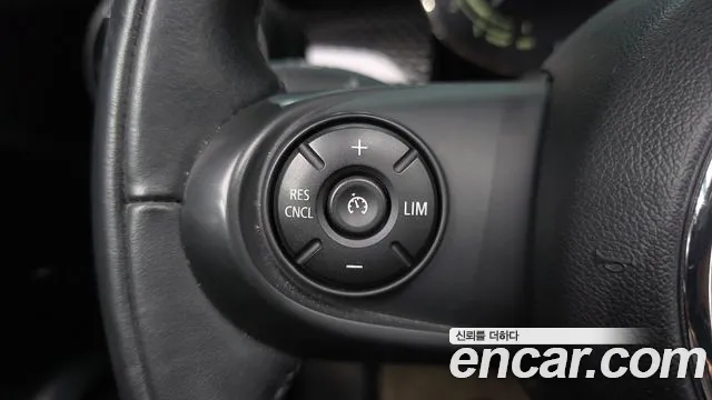 2021 Mini Cooper S Standard Sold VIN WMWXY710XM2N39618 – dashboard