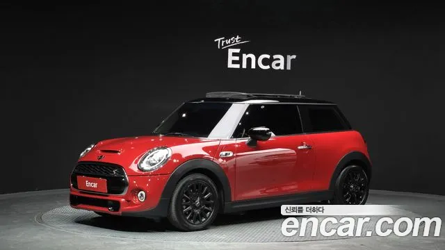 2021 Mini Cooper S Standard Sold VIN WMWXY710XM2N39618 – interior seats