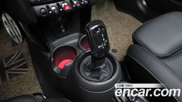 2021 Mini Cooper S Standard Sold VIN WMWXY710XM2N39618 – exterior detail