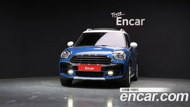 2017 Mini Cooper D Countryman ALL4 Sold VIN WMWYU1105H3D17567 – exterior detail 2017 Mini Cooper D Countryman ALL4 Sold VIN WMWYU1105H3D17567 – exterior detail