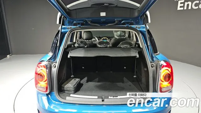 2019 Mini Cooper Countryman Standard Sold VIN WMWYU9108K3H01848 – side profile 2019 Mini Cooper Countryman Standard Sold VIN WMWYU9108K3H01848 – side profile