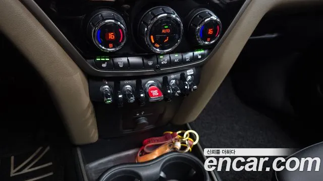 2019 Mini Cooper Countryman HIGH Sold VIN WMWYU910XK3H01513 – photo 31