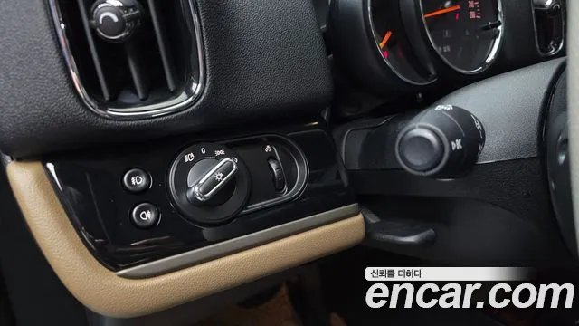 2019 Mini Cooper D Countryman ALL4 HIGH Sold VIN WMWYY5104K3G74287 – photo 20 2019 Mini Cooper D Countryman ALL4 HIGH Sold VIN WMWYY5104K3G74287 – photo 20