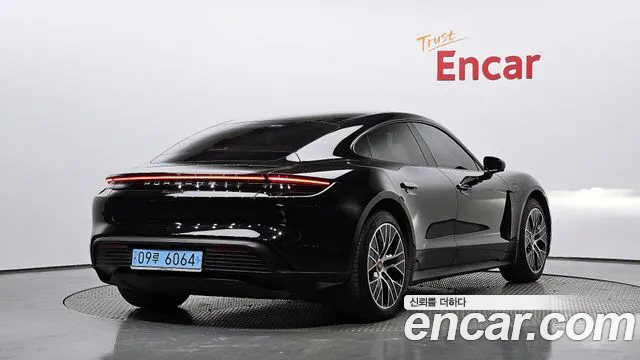 2024 Porsche Taycan Base Sold VIN WP0AA2Y1XRSA10601 – exterior detail