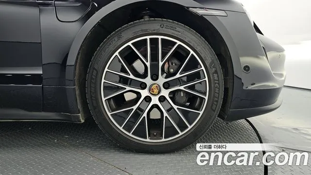 2024 Porsche Taycan Base Sold VIN WP0AA2Y1XRSA10601 – photo 19