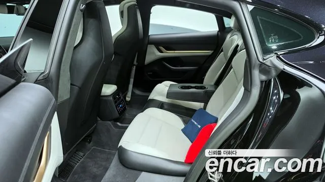 2023 Porsche Taycan Turbo S Sold VIN WP0AC2Y18PSA52031 – front exterior 2023 Porsche Taycan Turbo S Sold VIN WP0AC2Y18PSA52031 – front exterior