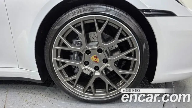 2024 Porsche 911 (992) Carrera 4 Cabriolet Sold VIN WP0CA2990RS238391 – front exterior