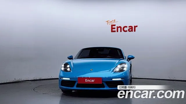 2018 Porsche 718 Boxster S 2.5 Sold VIN WP0CB2984JS228214 – interior seats