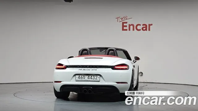 2018 Porsche 718 Boxster 2.5 GTS Sold VIN WP0CB2987JS228546 – side profile