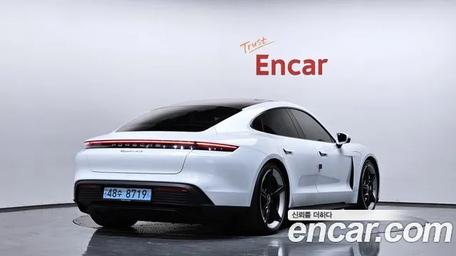 2020 Porsche Taycan 4S Sold VIN WP0ZZZY1DHDJDJ832 – interior seats