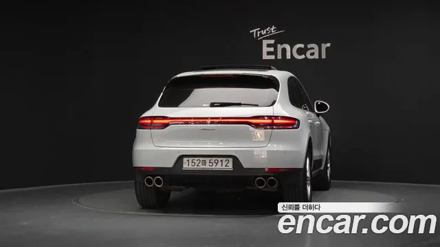2019 Porsche Macan 2.0 VIN WP1AA2951KLB06324