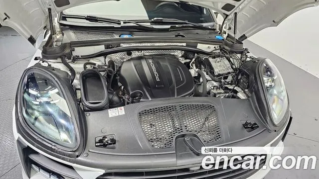 2021 Porsche Macan 2.0 Sold VIN WP1AA2956MLB07469 – undercarriage