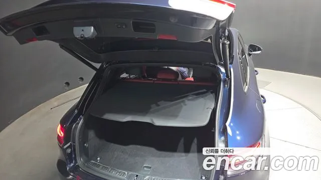 2021 Porsche Macan 2.0 Sold VIN WP1AA2959MLB20331 – trunk area