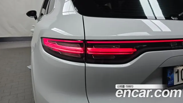 2021 Porsche Cayenne (PO536) 3.0 Sold VIN WP1AA29Y7MDA05392 – engine bay