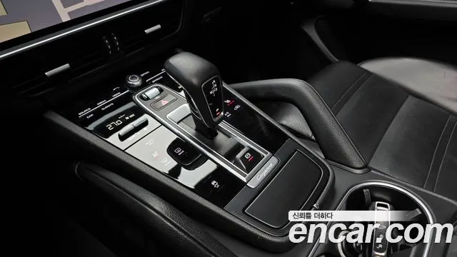 2019 Porsche Cayenne (PO536) 3.0 Sold VIN WP1AA29Y8KDA24837 – interior seats