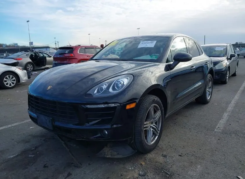 2018 PORSCHE Macan Used VIN WP1AB2A59JLB32225 – dashboard