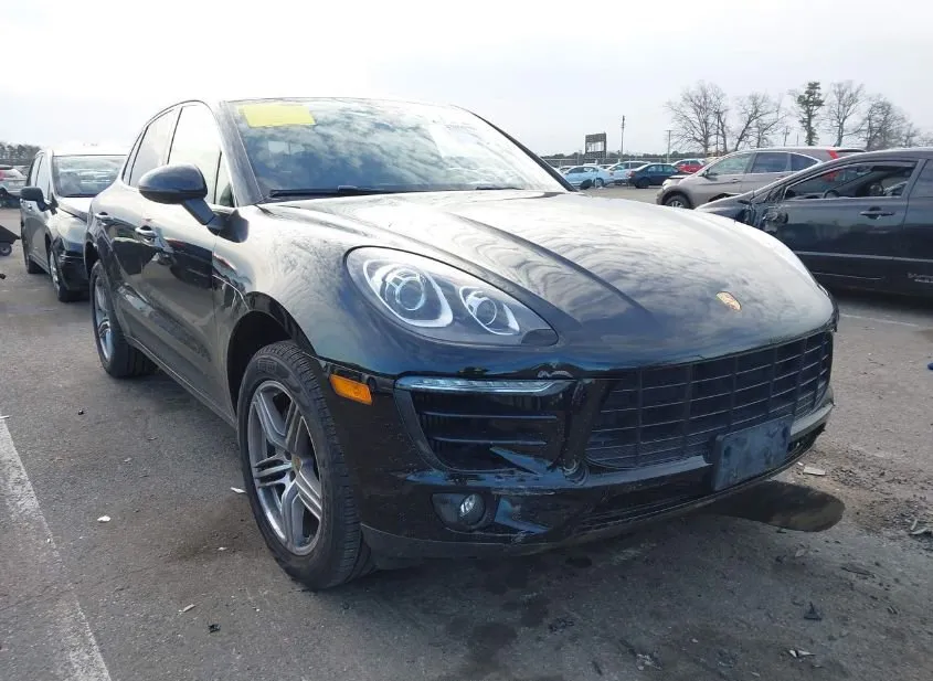 2018 PORSCHE Macan Used VIN WP1AB2A59JLB32225 – exterior detail