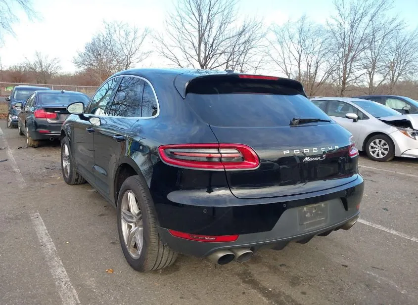 2018 PORSCHE Macan Used VIN WP1AB2A59JLB32225 – undercarriage