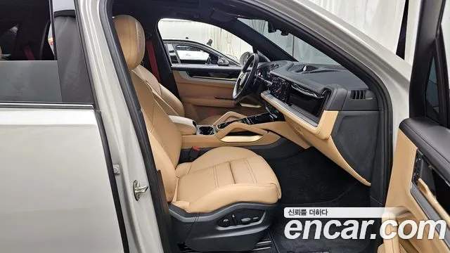2024 Porsche Cayenne (PO536) 3.0 E-Hybrid Sold VIN WP1AE29Y1RDA41364 – exterior detail 2024 Porsche Cayenne (PO536) 3.0 E-Hybrid Sold VIN WP1AE29Y1RDA41364 – exterior detail