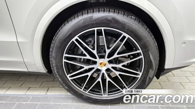 2024 Porsche Cayenne (PO536) 3.0 E-Hybrid Sold VIN WP1AE29Y1RDA41364 – photo 12 2024 Porsche Cayenne (PO536) 3.0 E-Hybrid Sold VIN WP1AE29Y1RDA41364 – photo 12