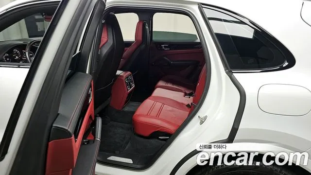 2020 Porsche Cayenne (PO536) 3.0 E-Hybrid Sold VIN WP1AE29Y6LDA34093 – interior seats 2020 Porsche Cayenne (PO536) 3.0 E-Hybrid Sold VIN WP1AE29Y6LDA34093 – interior seats