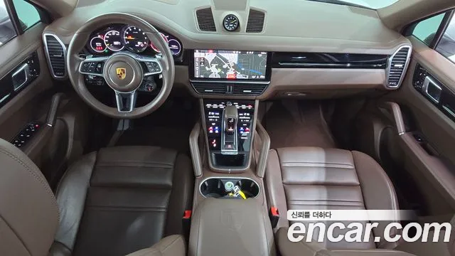 2021 Porsche Cayenne (Po536) 3.0 E-Hybrid Coupe Sold VIN WP1BE29YXMDA71119 – front exterior