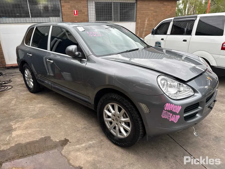 2004 Porsche Cayenne Used VIN WP1ZZZ9PZ4LA47258 – photo 13