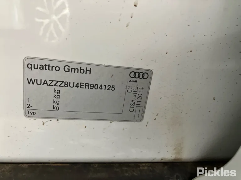 2015 Audi RS Q3 Damaged VIN WUAZZZ8U4ER904125 – photo 16