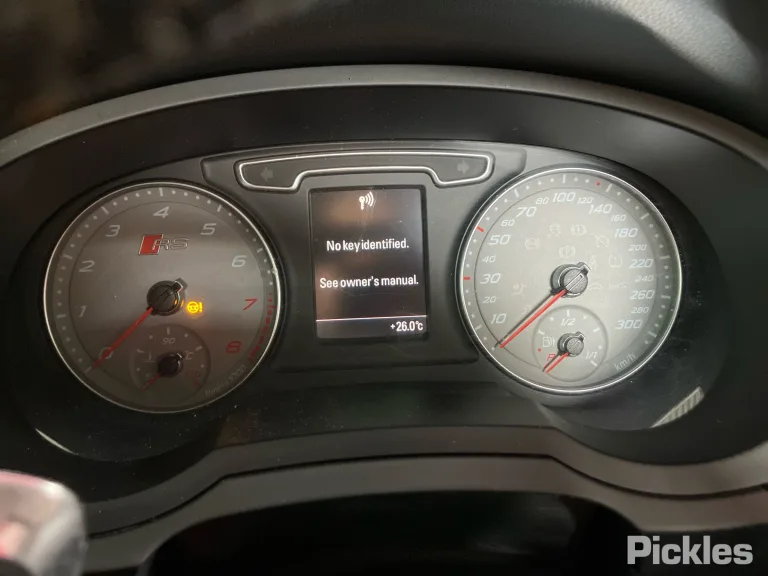 2015 Audi RS Q3 Damaged VIN WUAZZZ8U4ER904125 – photo 26