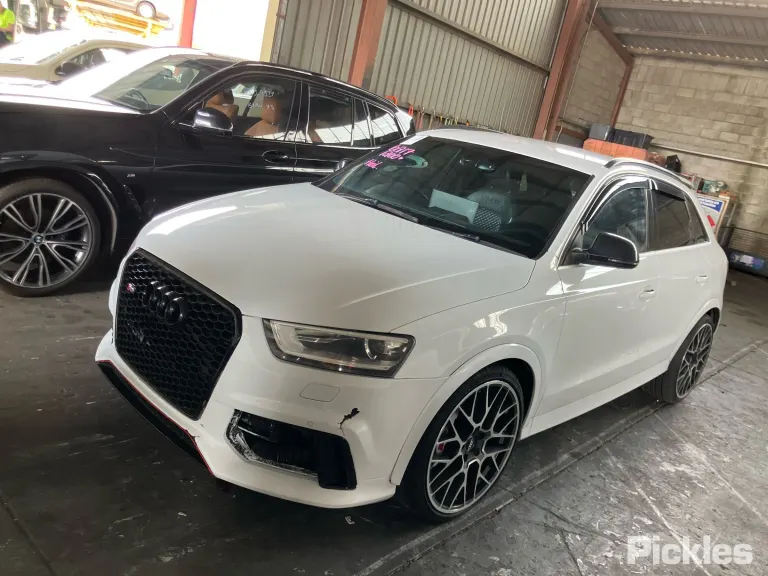 2015 Audi RS Q3 Damaged VIN WUAZZZ8U4ER904125 – photo 29