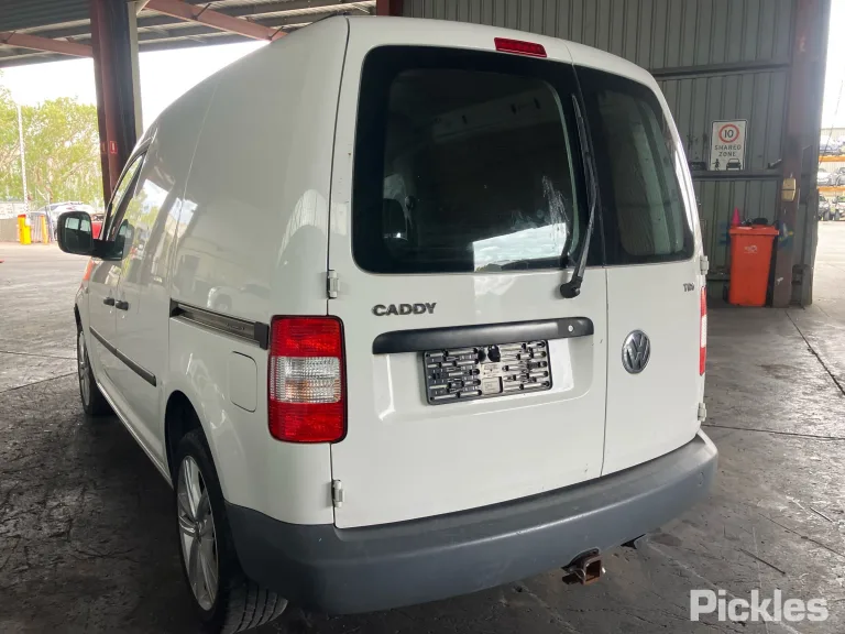 2010 Volkswagen Caddy Damaged VIN WV1ZZZ2KZAX122482 – photo 19 2010 Volkswagen Caddy Damaged VIN WV1ZZZ2KZAX122482 – photo 19