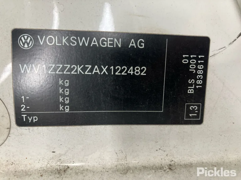 2010 Volkswagen Caddy Damaged VIN WV1ZZZ2KZAX122482 – photo 26 2010 Volkswagen Caddy Damaged VIN WV1ZZZ2KZAX122482 – photo 26