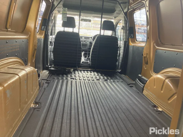 2019 Volkswagen Caddy Damaged VIN WV1ZZZ2KZKX123693 – photo 22 2019 Volkswagen Caddy Damaged VIN WV1ZZZ2KZKX123693 – photo 22