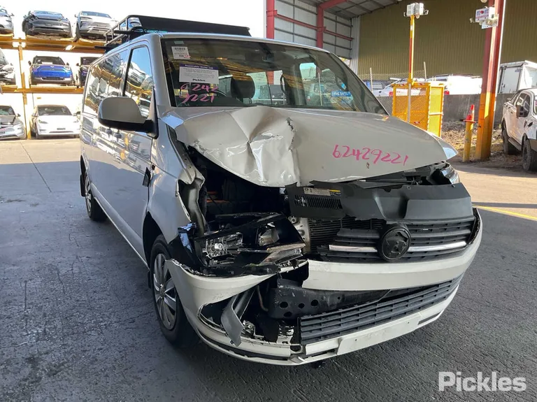 2016 Volkswagen Caravelle VIN WV2ZZZ7HZGH128321