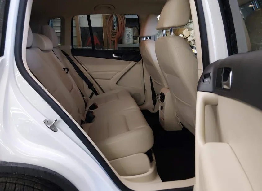 2017 VOLKSWAGEN Tiguan Used VIN WVGBV7AX0HK000607 – photo 14