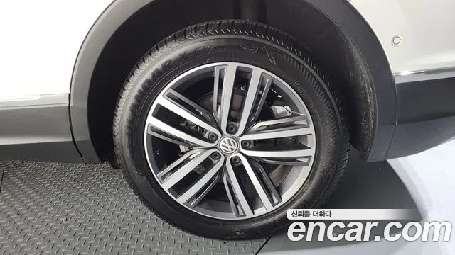 2020 Volkswagen Tiguan Allspace 2.0 TDI Prestige VIN WVGZZZ5N111111111