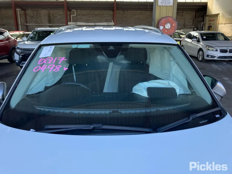 2023 Volkswagen Tiguan Damaged VIN WVGZZZ5N2PM104798 – trunk area 2023 Volkswagen Tiguan Damaged VIN WVGZZZ5N2PM104798 – trunk area