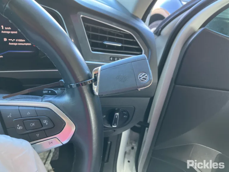 2023 Volkswagen Tiguan Damaged VIN WVGZZZ5N2PM104798 – odometer reading 2023 Volkswagen Tiguan Damaged VIN WVGZZZ5N2PM104798 – odometer reading