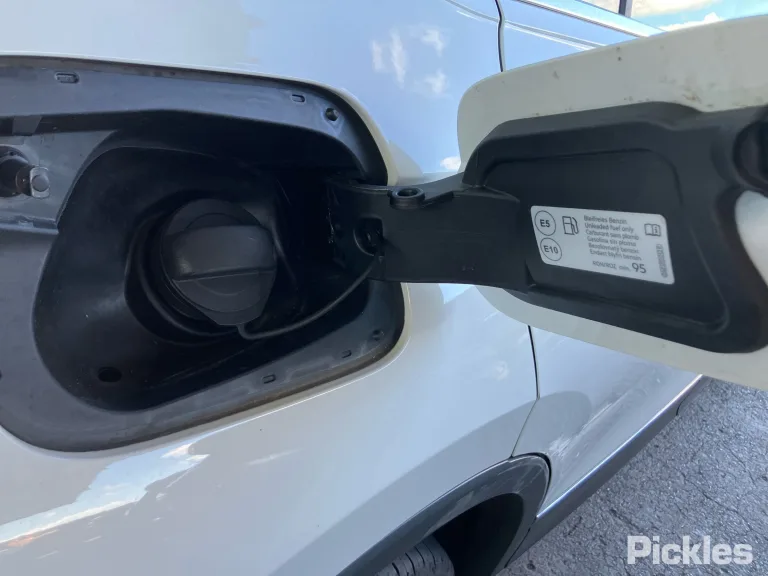 2023 Volkswagen Tiguan Damaged VIN WVGZZZ5N2PM104798 – photo 24 2023 Volkswagen Tiguan Damaged VIN WVGZZZ5N2PM104798 – photo 24