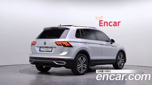 2023 Volkswagen Tiguan 2nd Gen 2.0 TDI Prestige Sold VIN WVGZZZ5N2PW008447 – exterior detail 2023 Volkswagen Tiguan 2nd Gen 2.0 TDI Prestige Sold VIN WVGZZZ5N2PW008447 – exterior detail