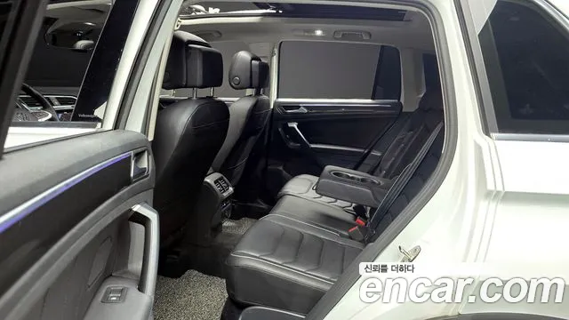 2023 Volkswagen Tiguan 2nd Gen 2.0 TDI Prestige Sold VIN WVGZZZ5N2PW052884 – photo 17