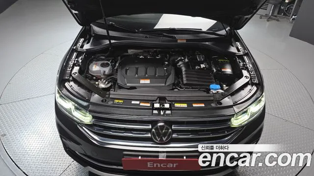 2023 Volkswagen Tiguan 2nd Gen 2.0 TDI Prestige Sold VIN WVGZZZ5N2PW078336 – exterior detail