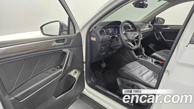 2023 Volkswagen Tiguan Allspace 2.0 Tsi Prestige Sold VIN WVGZZZ5N3PM007156 – front exterior